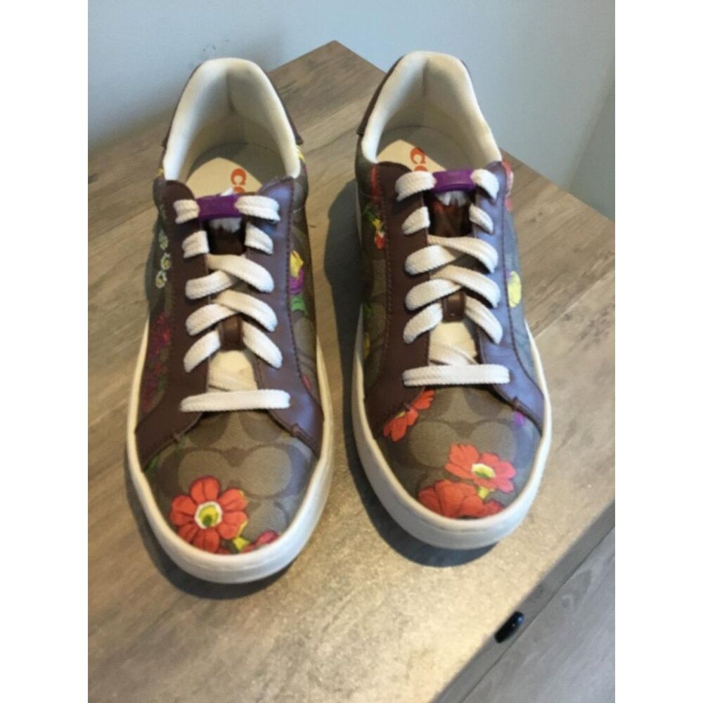 Coach Sneakers with No Tie Shoelaces Size 8M NWOT